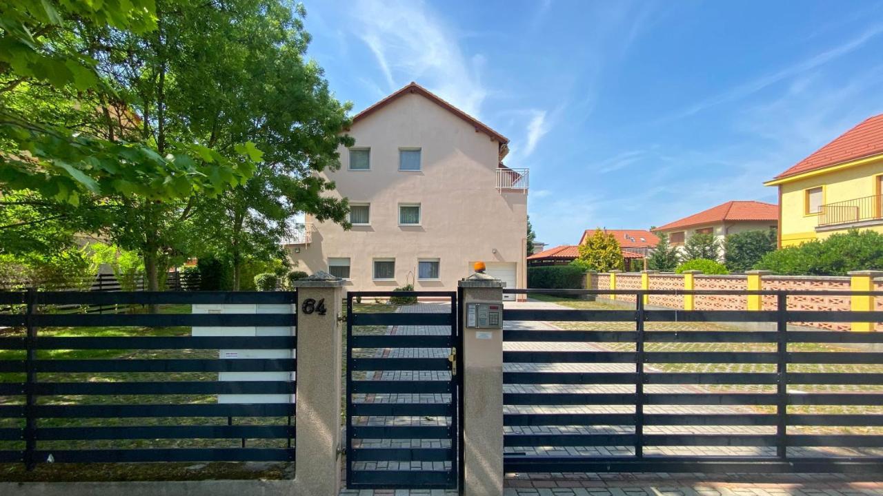 Aranypart Apartman Siófok Exterior foto